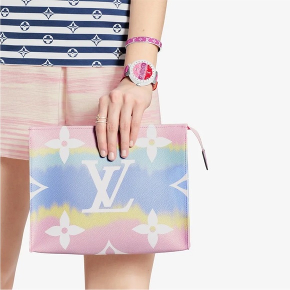 AUTHENTIC 💖🤍💙💛 NEW Louis Vuitton bag - Picture 3 of 10